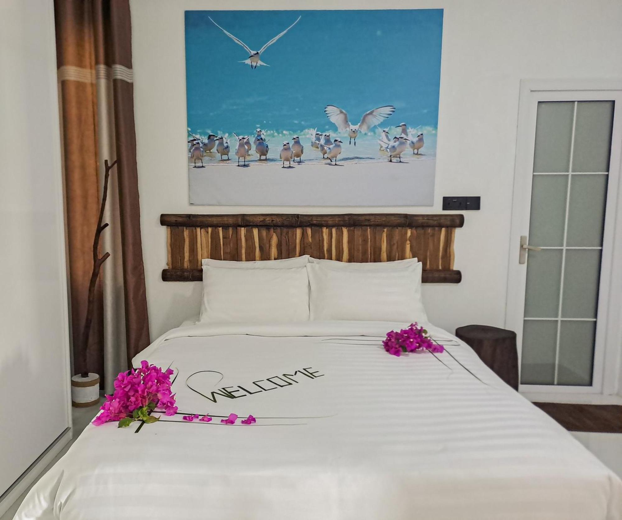 Crystal Sea Inn Bileffahi Exterior photo